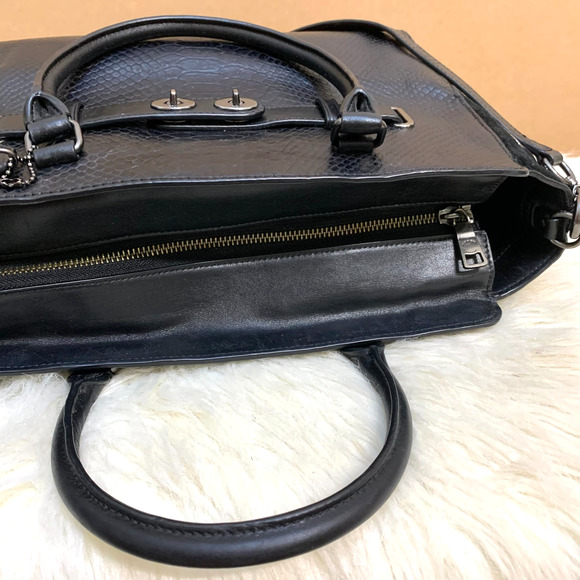 COACH Rare BLAKE CarryAll Black Exotic Python Embossed Leather & Suede F35678 - Picture 7 of 16